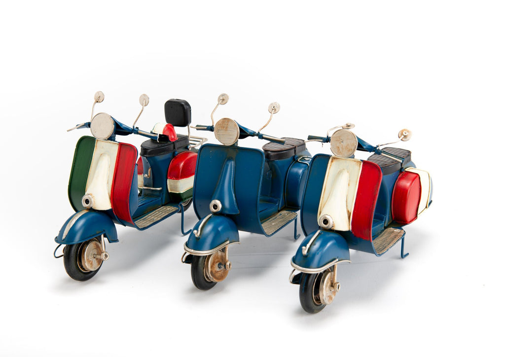 Figura Decorativa Vespa - #pino_y_jacaranda#