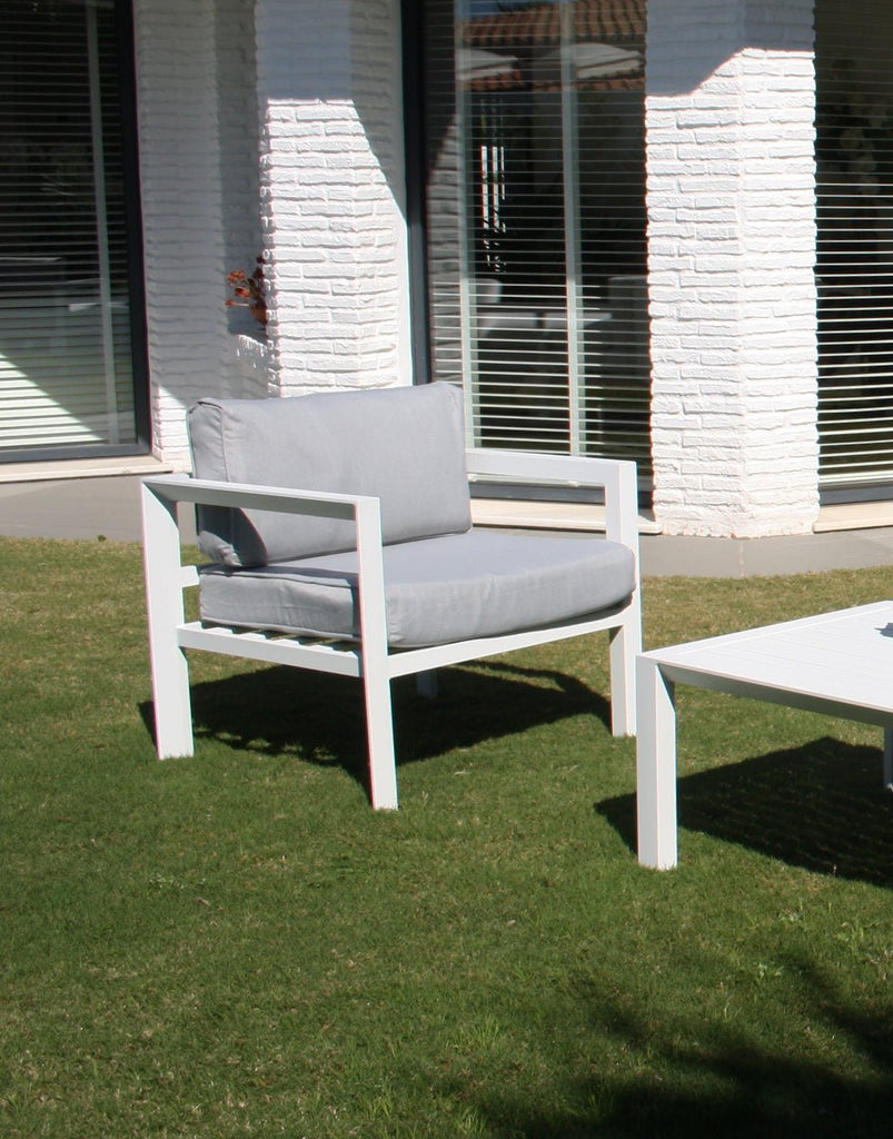 Sillón de Exterior Arano - #pino_y_jacaranda#